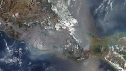 CNNE 648967 - incendios forestales- el humo se ve desde el espacio