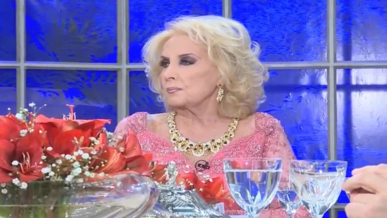 CNNE 649018 - argentina- operan a mirtha legrand