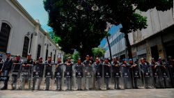 CNNE 649400 - maduro aumenta presion a la asamblea nacional- ¿control o desesperacion?