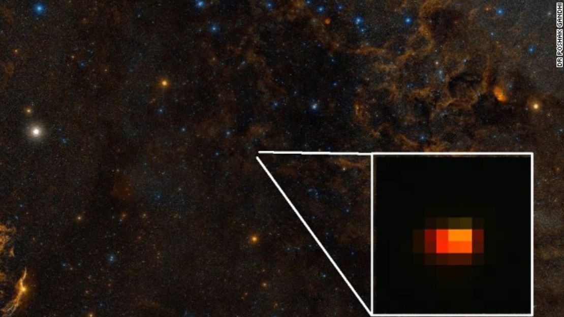 Una película de los rápidos destellos rojos de V404 Cygni observados por el sensor de imágenes rápido ULTRACAM, en el telescopio William Herschel, en las primeras horas de la mañana del 26 de junio de 2015.