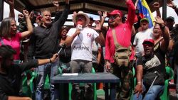 CNNE 650585 - colectivos chavistas- cnn tuvo acceso exclusivo a sus lideres