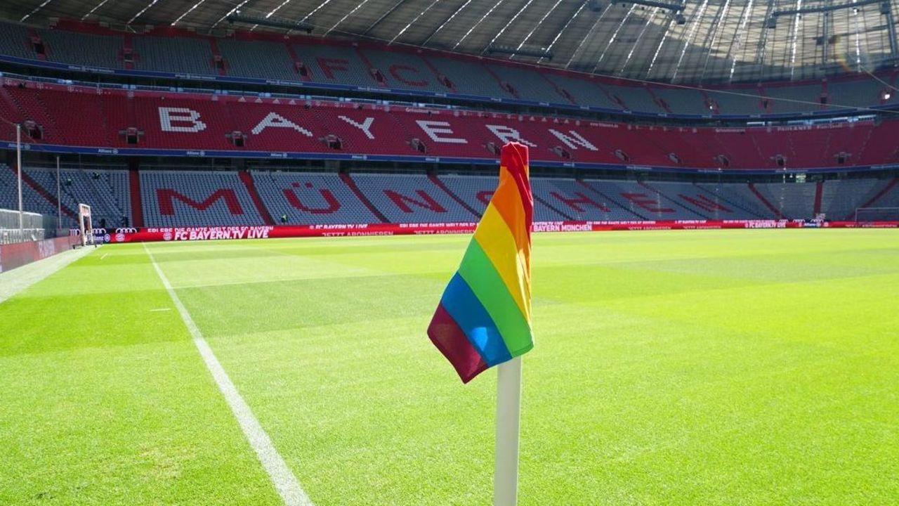 CNNE 650599 - historico estadio de futbol ondeara banderas de arcoiris