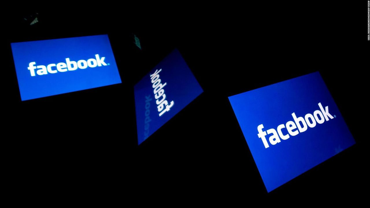 CNNE 652588 - #cifradeldia- 2-200 millones de cuentas falsas elimino facebook