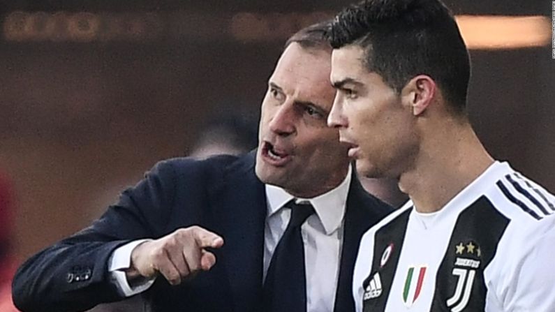 Massimiliano Allegri, de Juventus, en los equipos que ha entrenado ha pedido la compra de 76 futbolistas, con un gasto total de US$ 1.048 millones.