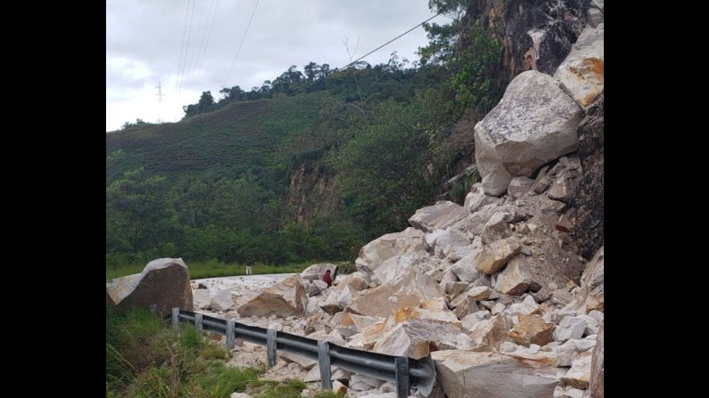 De acuerdo a la agencia estatal Andina, en las ciudades de Iquitos y Yurimaguas, en la región Loreto, al noreste de Perú se han reportado hasta el momento daños en estructuras, detalló el Centro de Operaciones de Emergencia Regional (COER).