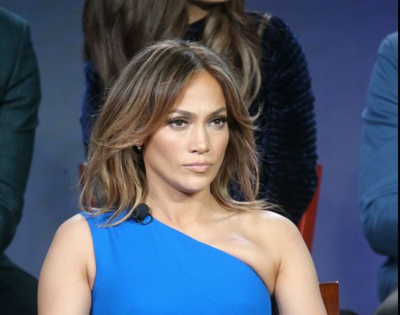 Acá una foto de Jennifer Lopez en 2015. ¿Se parece a la figura de cera anterior?.