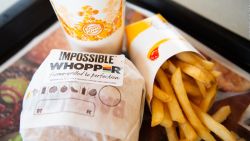 CNNE 654801 - impossible foods comienza bien con burger king