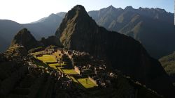 CNNE 655131 - machu pichu tendra aeropuerto internacional