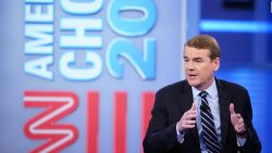 CNNE 655321 - michael bennet, ¿apoyaria un juicio politico contra trump?