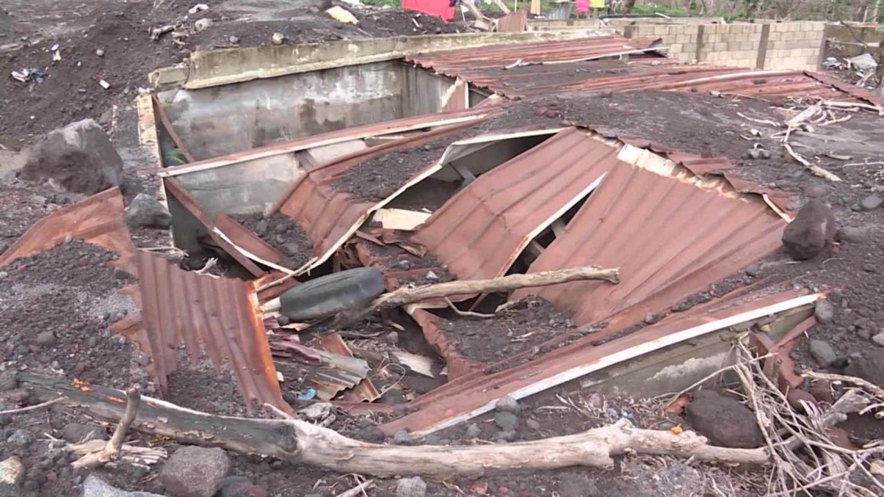 CNNE 656029 - guatemala recuerda la tragedia del volcan de fuego