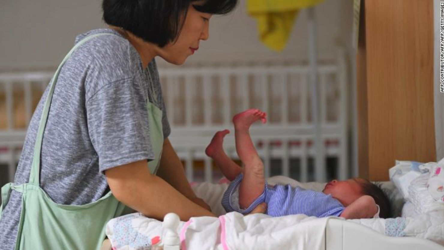 Corea del Sur está considerando cambiar una arcaica ley sobre la edad por la que se considera que los bebés tienen 1 año al nacer.