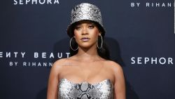 CNNE 656944 - la fortuna de rihanna alcanza los us$ 600 millones