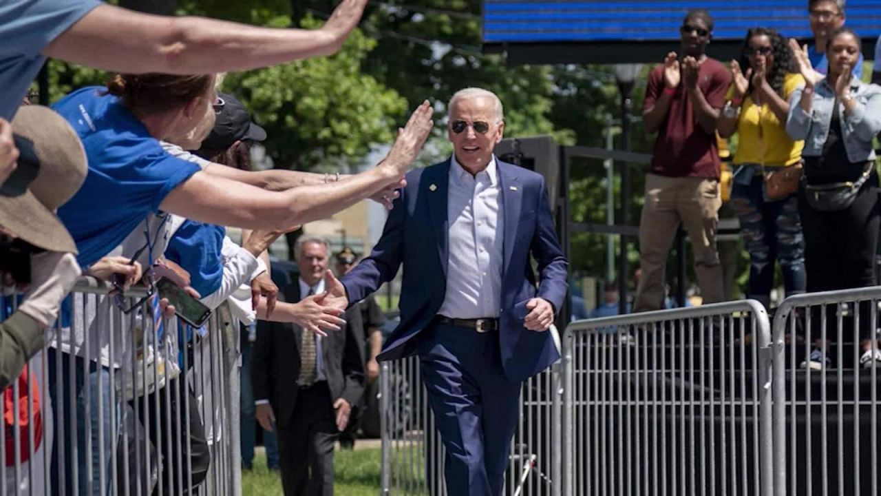 CNNE 657244 - encuesta de cnn- biden, el favorito de los aspirantes democratas