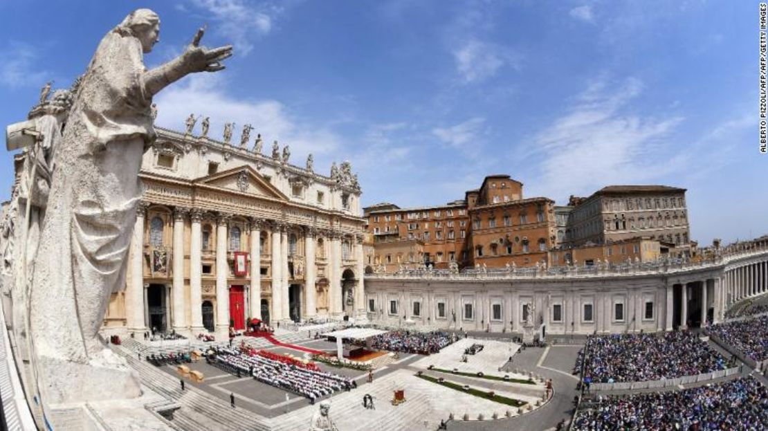 El papa Francisco celebra la misa de Pentecostés, el 9 de junio de 2019 en la plaza de San Pedro, en el Vaticano.