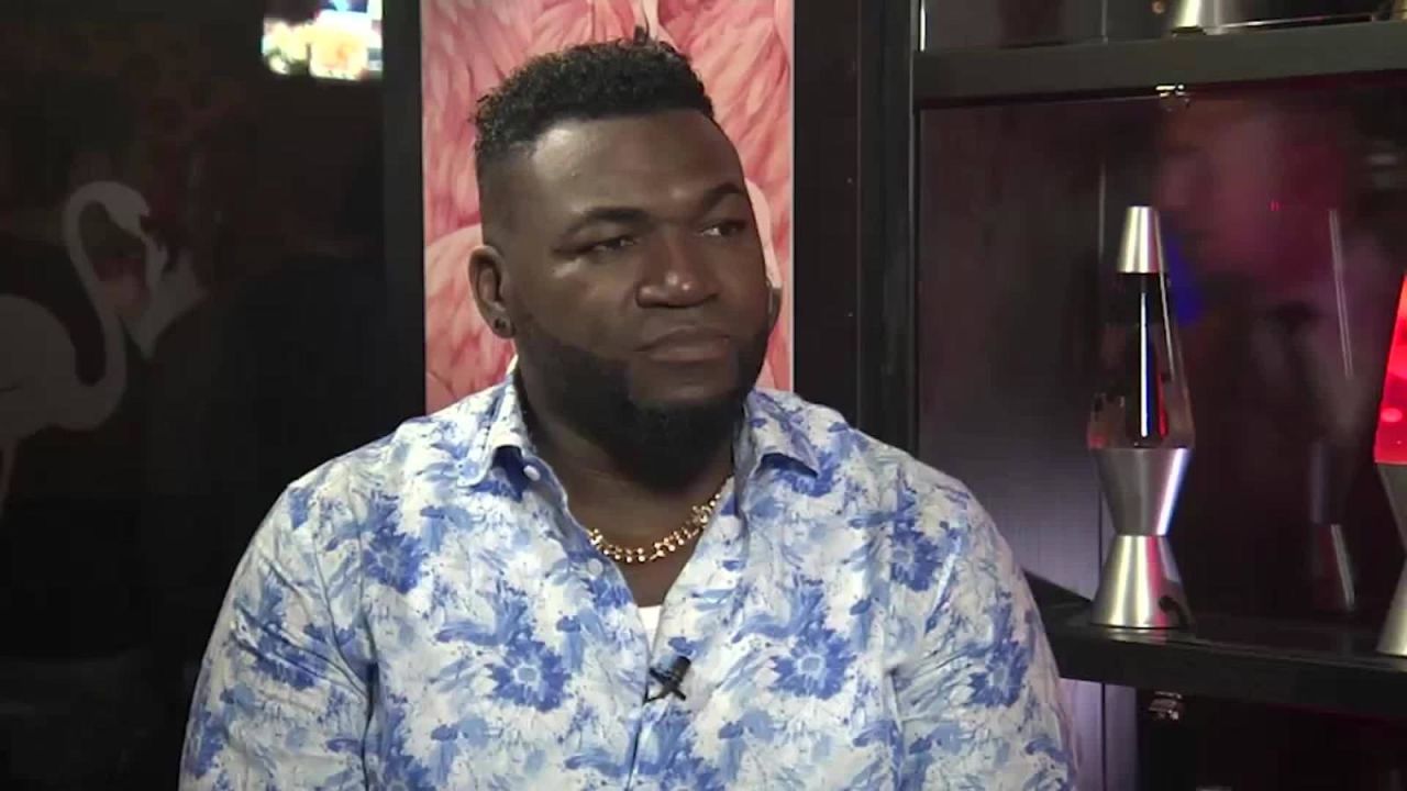 CNNE 659413 - david ortiz fue trasladado a un hospital de boston