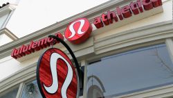 CNNE 660081 - lululemon- ventas aumentan mas de 20%