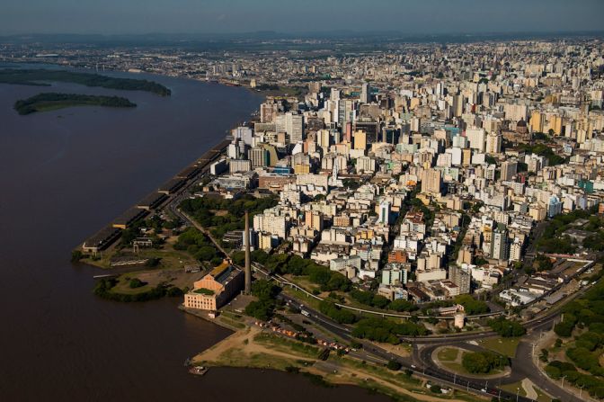A menos de dos horas en avión desde Río de Janeiro se llega a la capital del estado de Río Grande del Sur. Porto Alegre es una ciudad multicultural y de una gran calidad de vida.