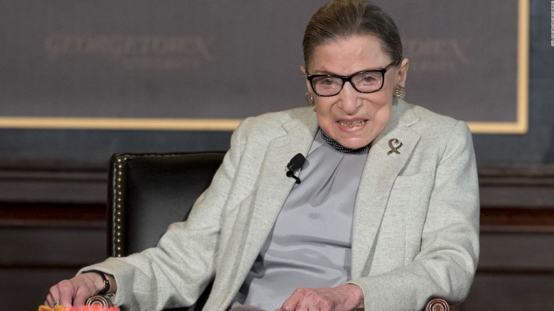 CNNE 662248 - ruth bader ginsburg recibe un premio mtv