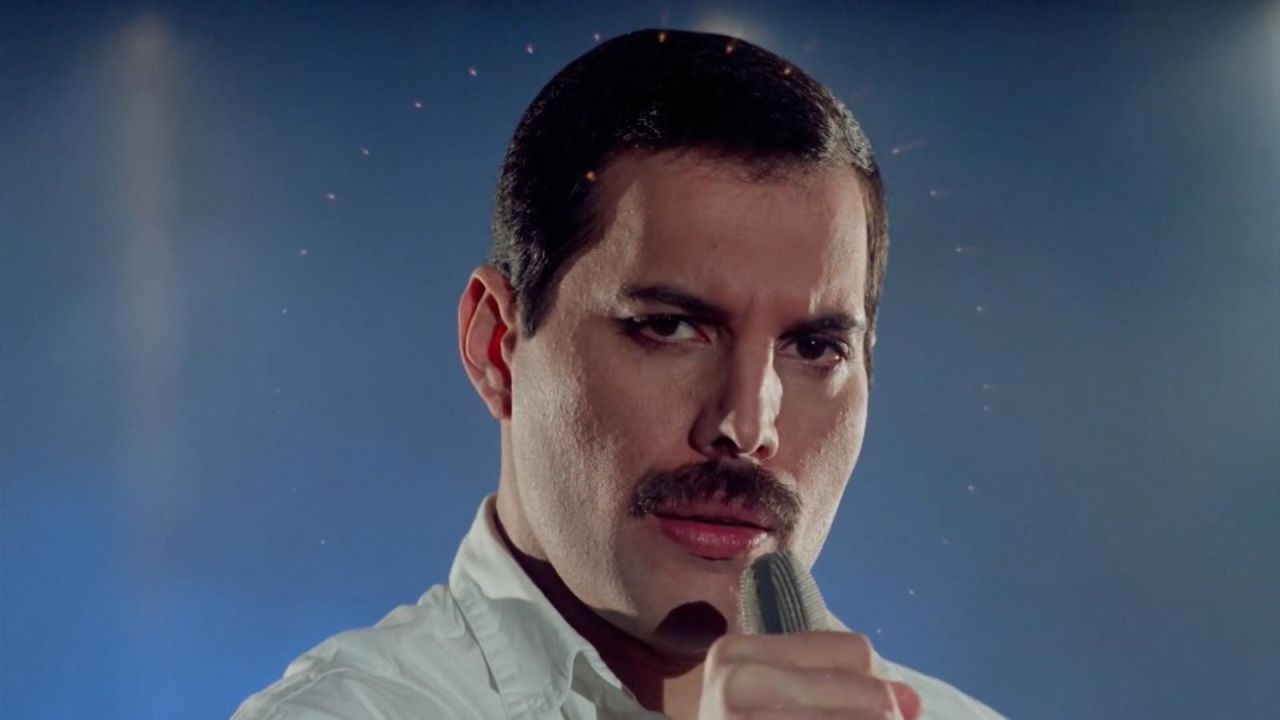 CNNE 663143 - nueva version de "time" de freddie mercury