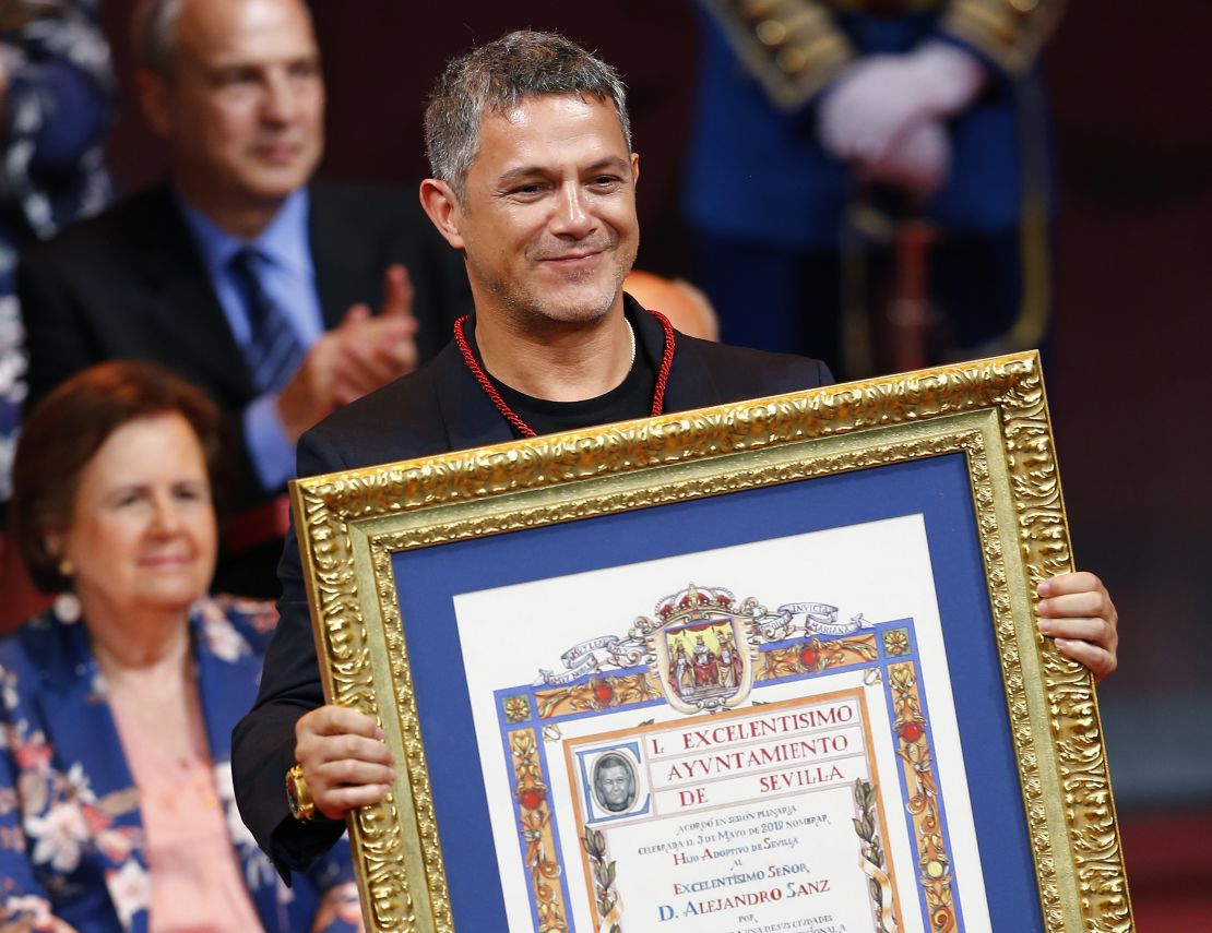 El cantautor Alejandro Sanz recibe el reconocimiento de "hijo adoptivo de Sevilla" el 30 de mayo de 2019.