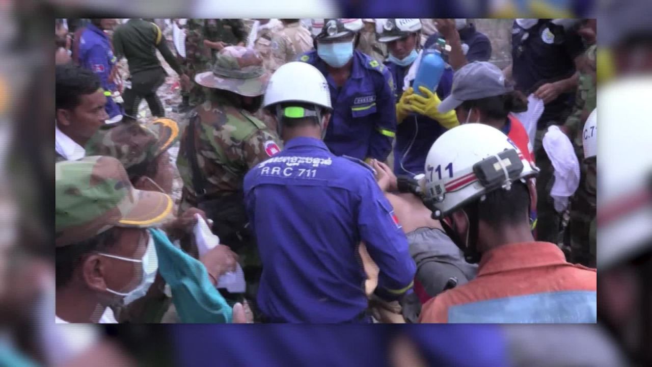 CNNE 664307 - buscan mas sobrevivientes tras colapso de edificio en camboya