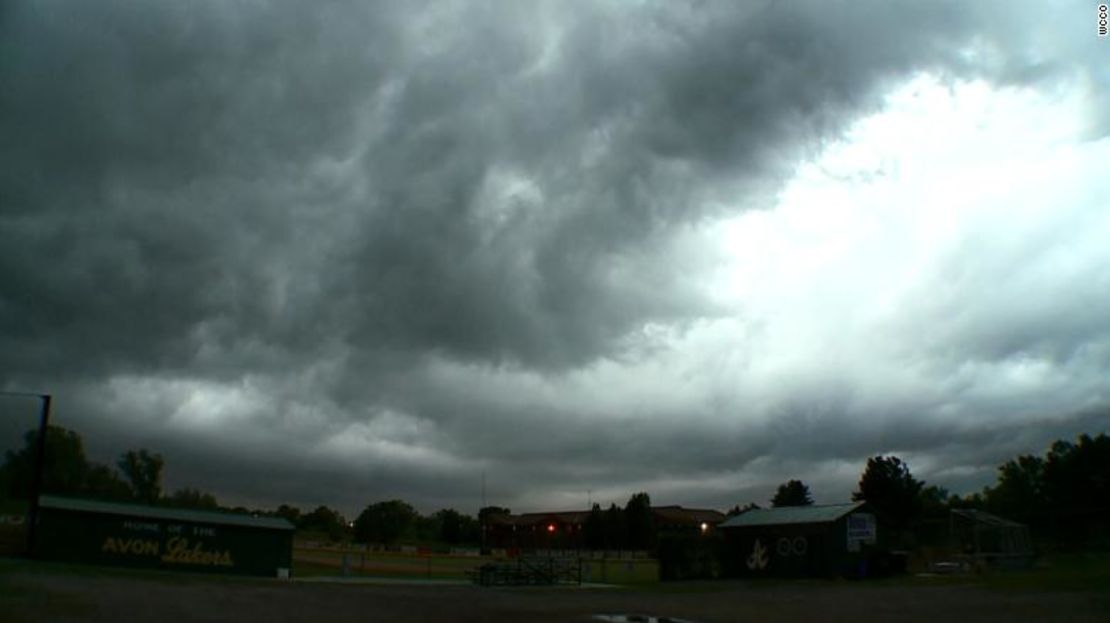 El tiempo severo golpeó a Minnesota. Y se informó que un tornado fue el primero que ocurre en el estado durante diciembre.