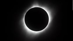 CNNE 666336 - todo lo que necesitas saber sobre el eclipse solar de 2019