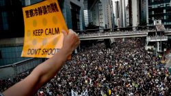 CNNE 666983 - manifestantes en hong kong temen por su democracia