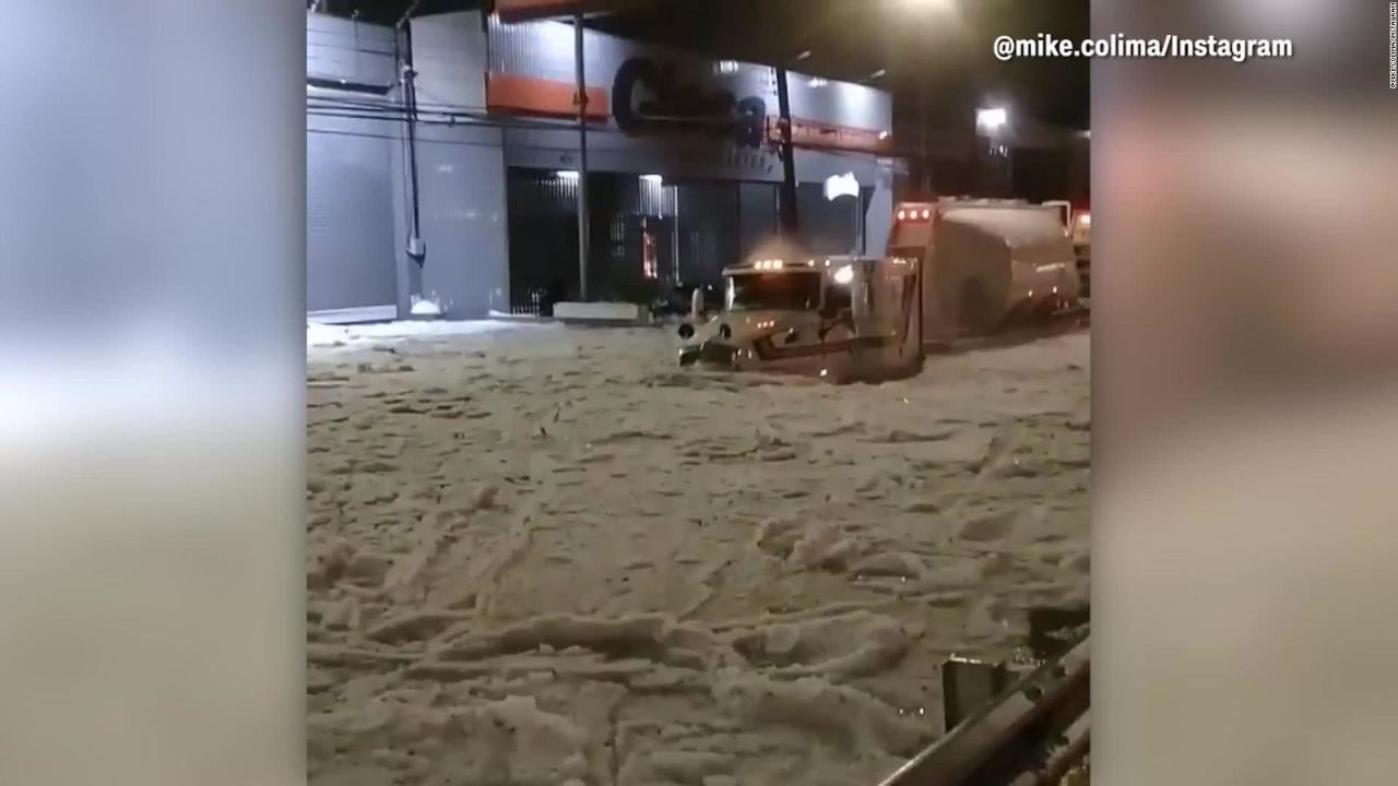 CNNE 666989 - tormenta de granizo en guadalajara en mexico