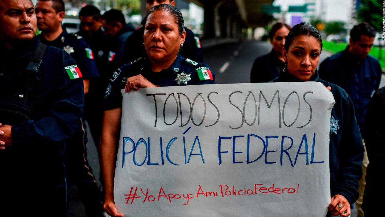 CNNE 668886 - policias federales piden no ser evaluados en "examen de confianza"