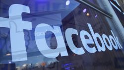 CNNE 670839 - facebook, en la mira de la union europea por transferencia de datos