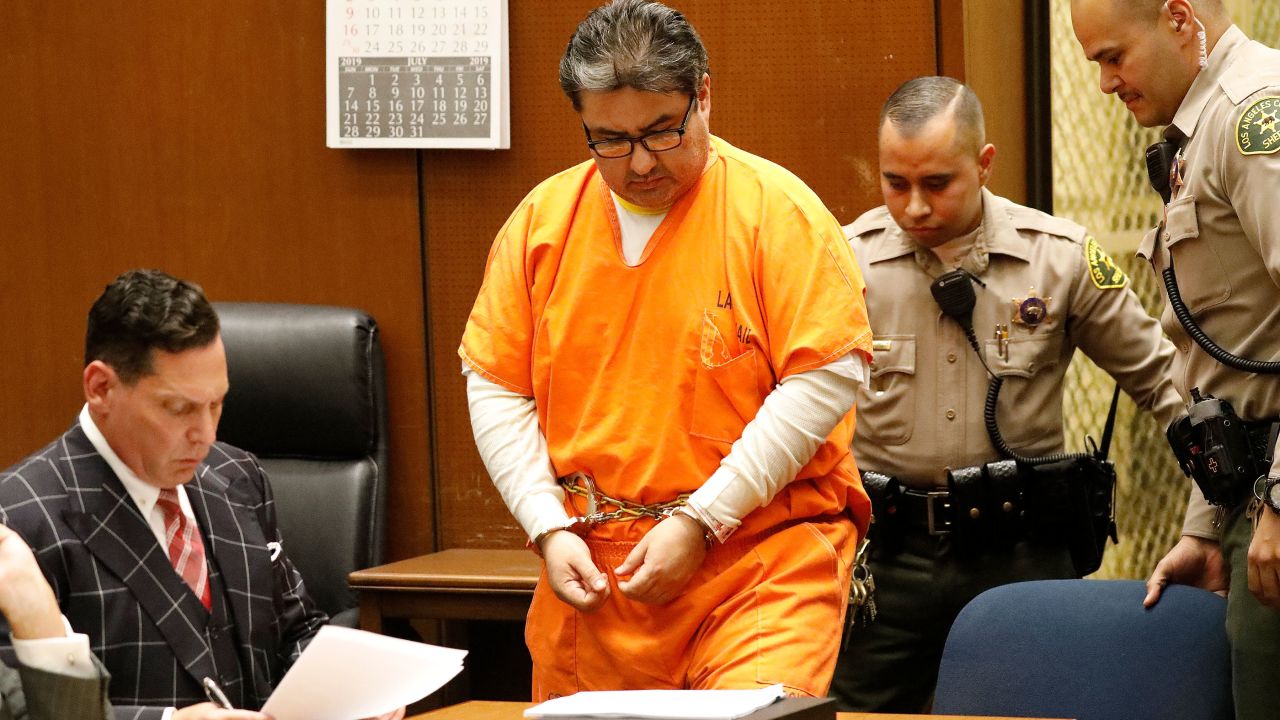 Naason Joaquin Garcia (R), the leader of a Mexico-based evangelical church with a worldwide membership of more than 1 million appeared with his defense attorneys Ken Rosenfeld (L) and Allen Sawyer (off frame) for a bail review hearing in Los Angeles Superior Court Monday July 15, 2019. - He is charged with crimes including forcible rape of a minor, conspiracy and extortion. (Photo by Al Seib / POOL / AFP)