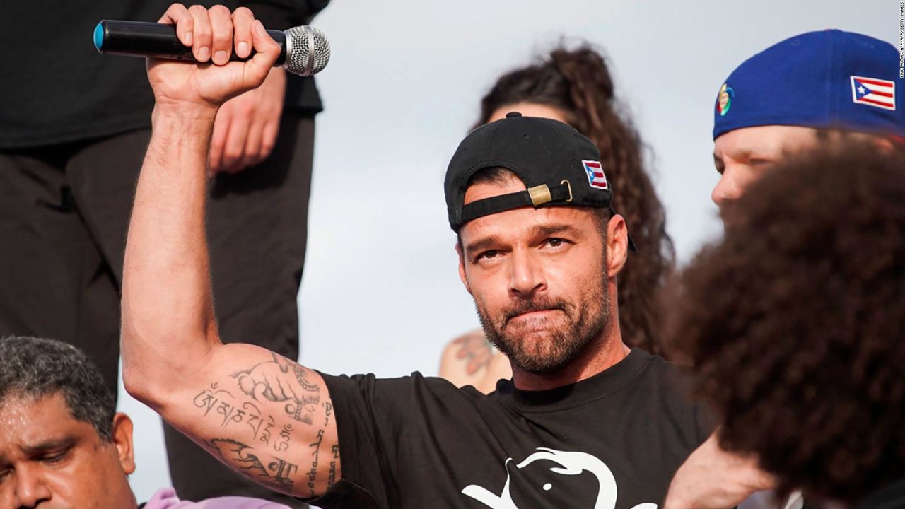 CNNE 674169 - ricky martin y bad bunny se unen a protestas en puerto rico