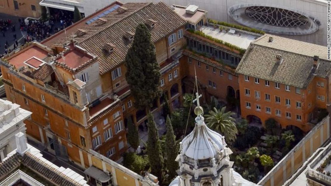 Miles de huesos fueron encontrados en dos ossauries descubiertos en el Cementerio Teutónico, en la imagen, en la Ciudad del Vaticano.