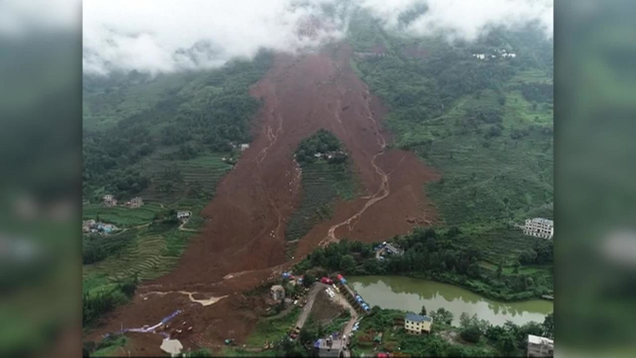 CNNE 677229 - deslizamiento de tierra en china deja el saldo de unos 13 muertos