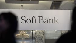 CNNE 678552 - softbank anuncia otro fondo de inversion en tecnologia