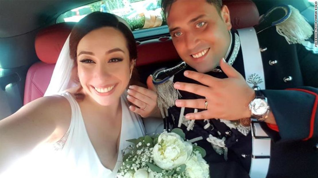 Mario Cerciello Rega, con su esposa el día de su boda en junio.