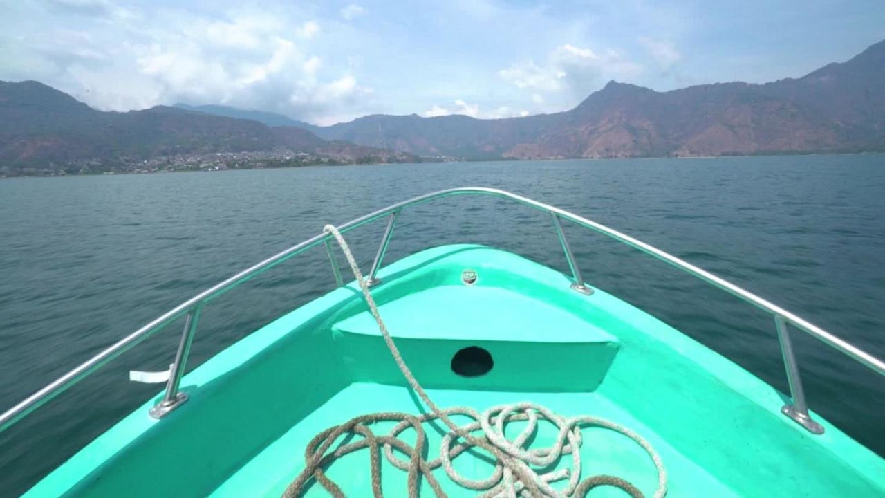 CNNE 682987 - conoce el maravilloso lago atitlan y sus encantadores pueblos vecinos