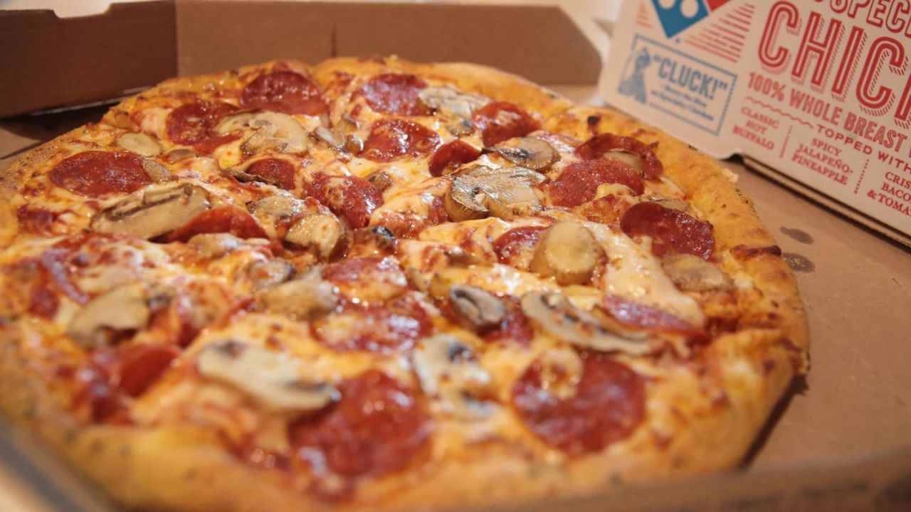 CNNE 683614 - domino's pizza se prepara para un brexit