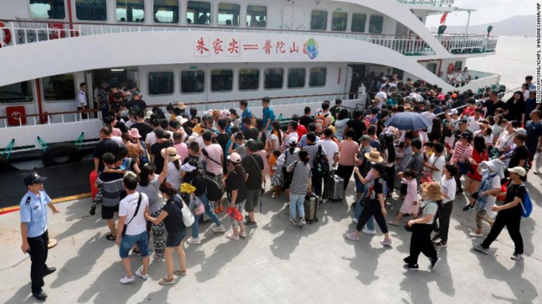 Las autoridades ordenaron la evacuación de turistas en distintos puntos de China ante la inminente llegada de Lekima.