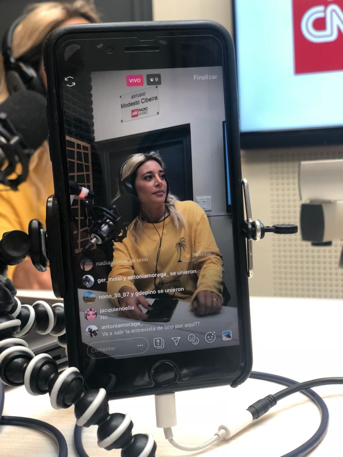 Sol Pérez, en los estudios de CNN Radio Argentina.