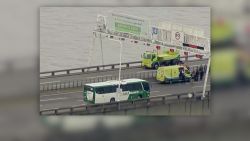 CNNE 690509 - toma de rehenes en un autobus en rio de janeiro