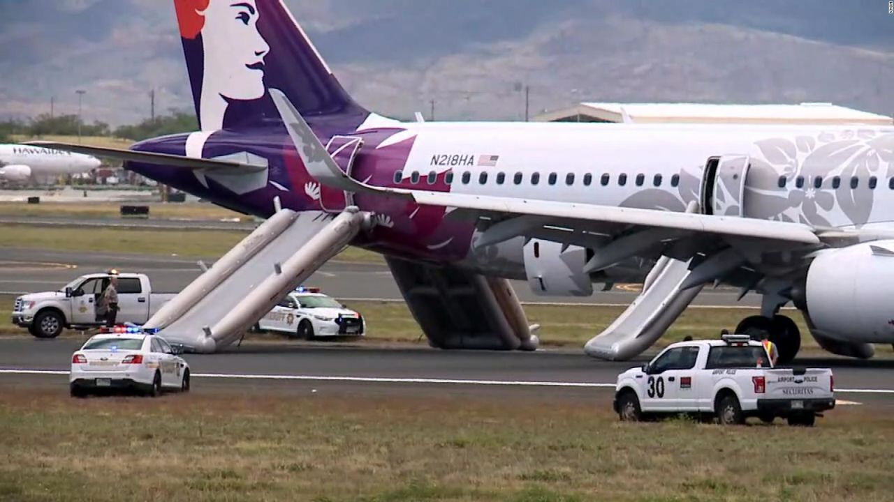 CNNE 692451 - humo en un avion obligo a  aterrizaje de emergencia