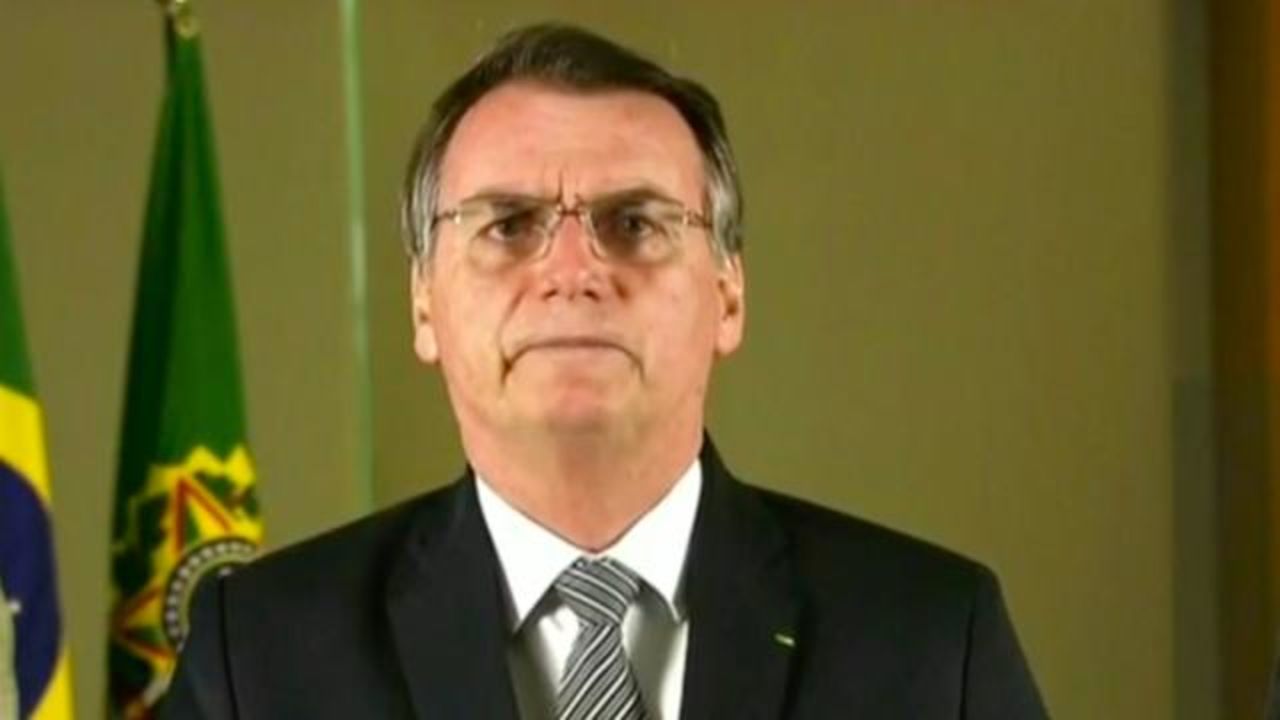 CNNE 692880 - 190823210813-pba-bolsonaro-live-francho-story-top