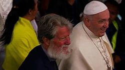 CNNE 700548 - el papa se reune con exalumno en madagascar