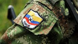 CNNE 701125 - ¿esta venezuela recibiendo a la guerrilla colombiana?