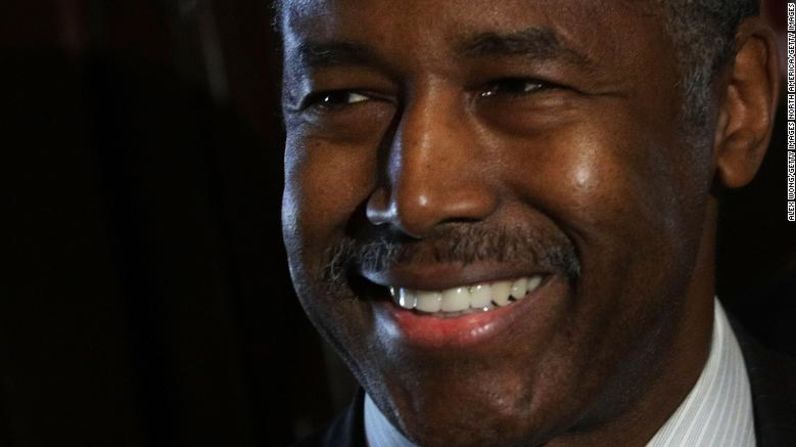 Ben Carson, secretario de Vivienda y Desarrollo Urbano.