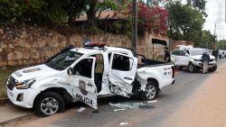 CNNE 702980 - paraguay- escapa jefe narco mientras era llevado a la carcel