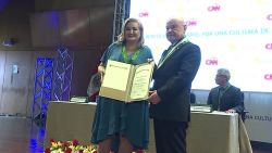 CNNE 703216 - "proyecto ser humano" recibe premio en peru