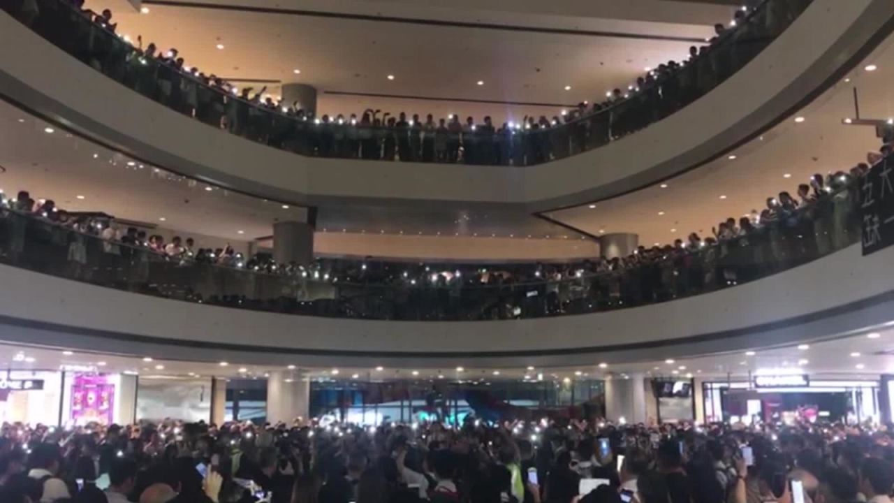 CNNE 703496 - los manifestantes de hong kong tienen himno propio